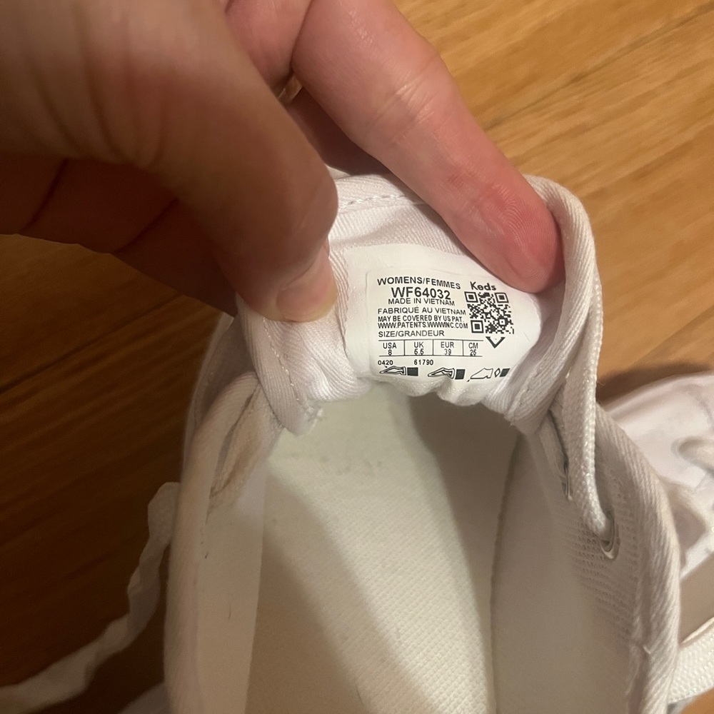 Keds - Picture 6 of 8